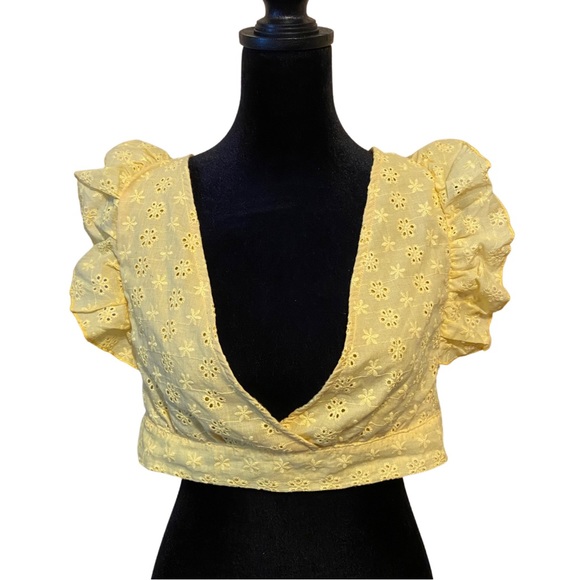 NWOT SHEIN Yellow Schiffy Ruffle Trim Knot Back Crop Top Women’s Size XL - Picture 5 of 14